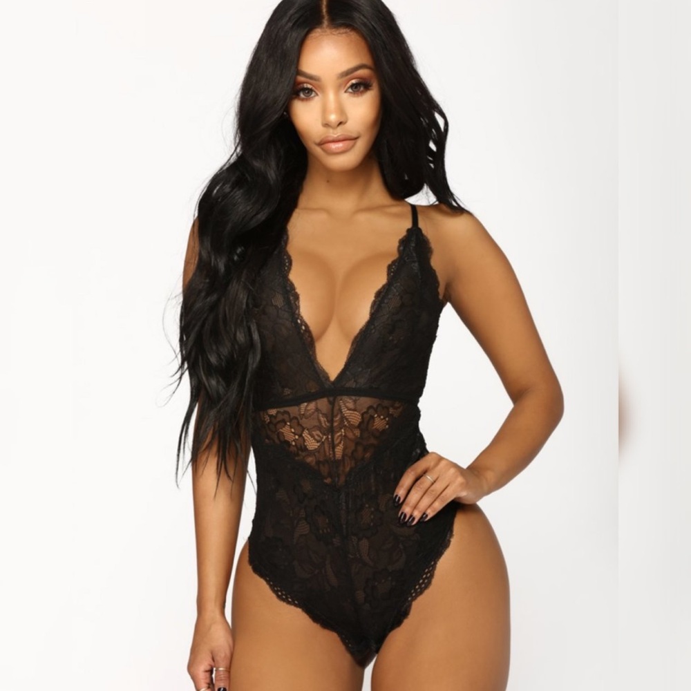 Fashion Nova Lace Bodysuit